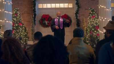 [crowd cheers] - A Jenkins Family Christmas
