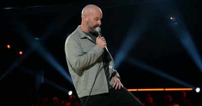 [crowd chuckling] - Tom Segura: Sledgehammer