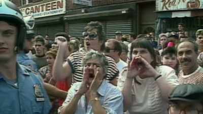 [crowd clamoring] - Giuliani: What Happened to America's Mayor?