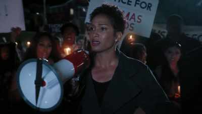 [CROWD CLAMORS] - Tyler Perry's The Oval