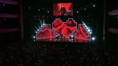 [crowd groaning, booing] - Jeff Dunham:  I'm With Cupid
