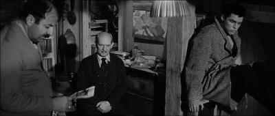 [Crowd, Hitler]
Sieg heil! Sieg heil! - The Diary of Anne Frank