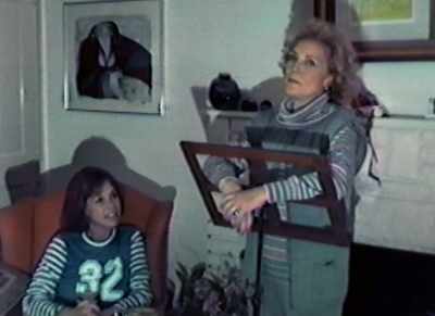 (CROWD LAUGHING) - Being Mary Tyler Moore