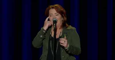 [CROWD LAUGHS] - Kathleen Madigan: Hunting Bigfoot