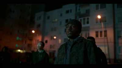 [CROWD MEMBERS CALLING OUT] - Young Wallander
