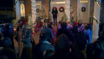[crowd murmuring] - A Jenkins Family Christmas