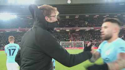 [crowd singing indistinctly] - All or Nothing: Manchester City