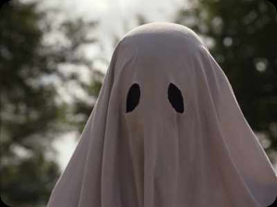 [crows cawing] - A Ghost Story