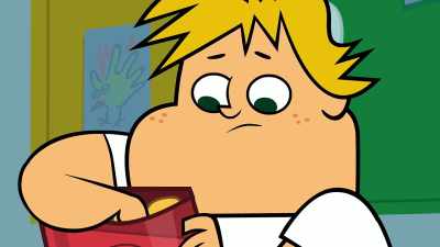 (Crunching sounds) - Total DramaRama