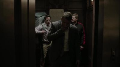 - Crush it. - Tie it down. - Patriot