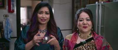 ... crushed coriander, raisins, cashews,
asafoetida and red chilli. - Sharmaji Namkeen