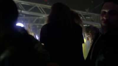 ♪ CRY AT NIGHT,
NO ONE IN SIGHT ♪ - Wicked City
