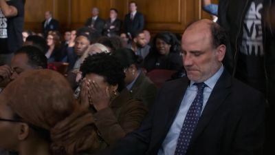 [crying inaudibly] - Orange Is the New Black