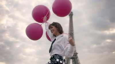 [ Crying ] I've never felt
like that before. [ Sniffles ] - Love Trip: Paris