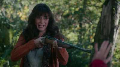 [crying] Okay, wait. I'll make
it look like hunters. - Chronicle Mysteries: Helped to Death