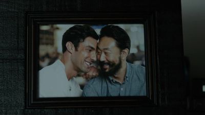 (crying softly) - The Last Man on Earth
