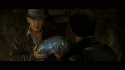 Crystal's not magneticNeither is gold - Indiana Jones and the Kingdom of the Crystal Skull