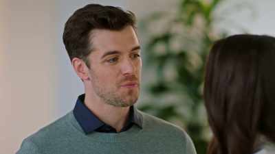 - Cu privelişte. Se poate?
- De acord. - Lease on Love