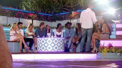 >> CUE MALLORY'S AUDITION TAPE
FOR DENIAL ISLAND. - Love Island