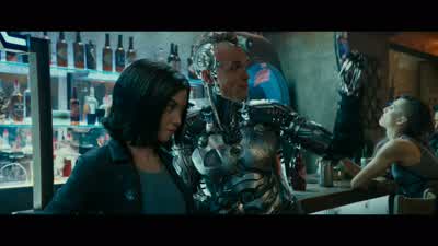 Cupcake here is a bounty hunter. - Alita: Battle Angel