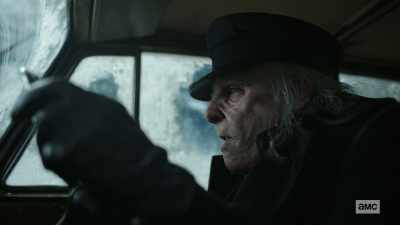 Currently, we are traversing
the St. Nick Parkway. - NOS4A2