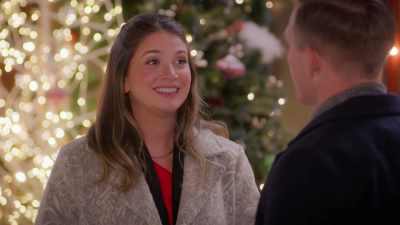 Currently titled,
Mistletoe Mystery. - Meet Me Under the Mistletoe