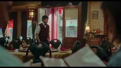 [customer 1]
What is ginger? Is that spicy? - Interior Chinatown