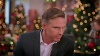 Customer satisfaction
is big for me and, I mean, - Meet Me Under the Mistletoe