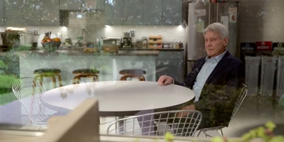 [customers chattering] - Shrinking