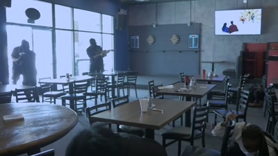 (customers screaming) - Homeboys