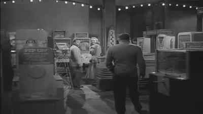 Cut that out. You want
to break the machine? - Quicksand