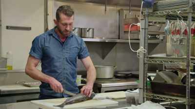 Cut right along
the center spine here. - No Recipe Road Trip With the Try Guys
