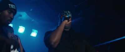 Cut two bricks made crew ﬁip
That's a hundred grand. - All Eyez on Me