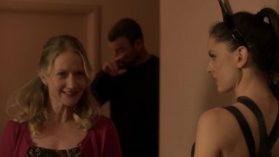 Cute outfit. - Ray Donovan