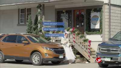 D: Hvor er du? Hvad er der sket?
Kom tilbage. Vi må tale sammen. - Christmas Wedding Runaway