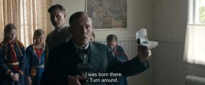 - D-ra.. Lajler vine din Småland?
- Da. - Sami Blood