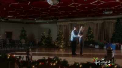 Da-da-da-da, and then here,
on your feet. - Enchanted Christmas