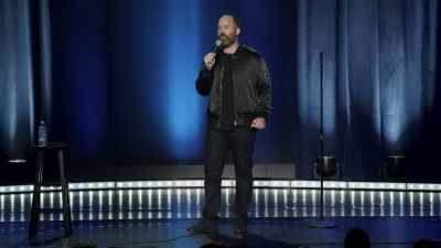 Dacă le întrebi: "De ce râzi?",
vor spune: "Nu râd." - Tom Segura: Disgraceful