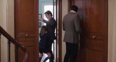 Dad, can you teach Susan
not to pee on the seat? - I Am Not an Easy Man