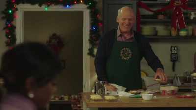 (Dad chuckles) - Christmas 9 to 5