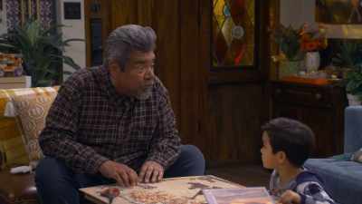 Dad, Grandpa is a cheater. - Lopez vs Lopez