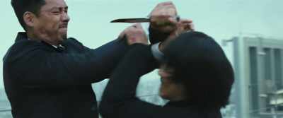 - Dad!
- Honey, get over here! - Confidential Assignment 2: International