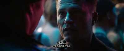 - Dad...
- I smell a lie. - Hot Dog