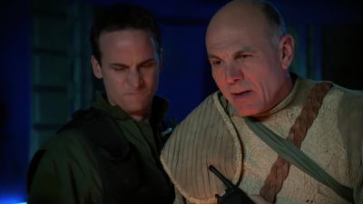 Dad, this is Sam. We're OK. - Stargate SG-1