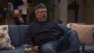Dad, it is inappropriate
to let Chance watch boxing. - Lopez vs Lopez