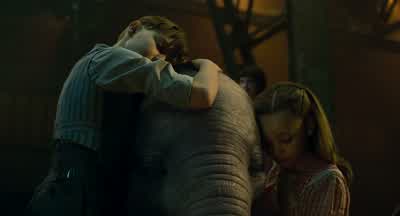 Dad! It's okay, Joe. Come here. Come here. Dumbo! - Dumbo