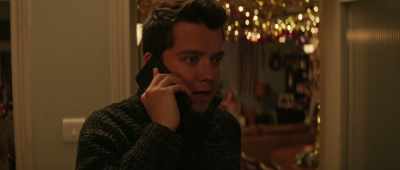 - Dad, listen...
- Hello, 'Hubert'. - Your Christmas or Mine?