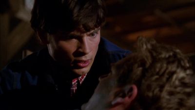 - Dad?
- Not now. - Smallville