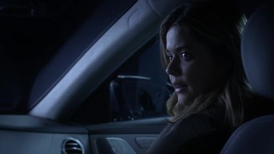 Dad, please, you have to
tell me what's going on. - Pretty Little Liars