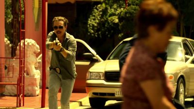 - Dad!
- Stay in the car! - Lethal Weapon